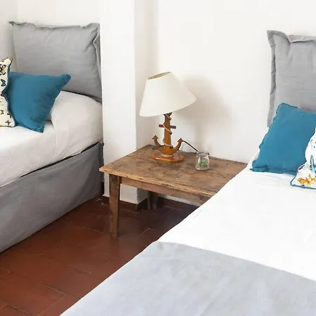 E17 Apartment